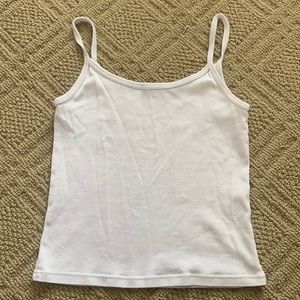 Brandy Melville SKYLAR SCALLOPED TANK